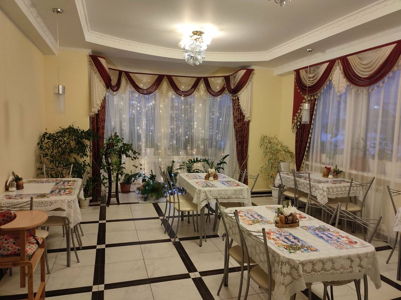 Фото Отели Дом на Гражданской Углич 153